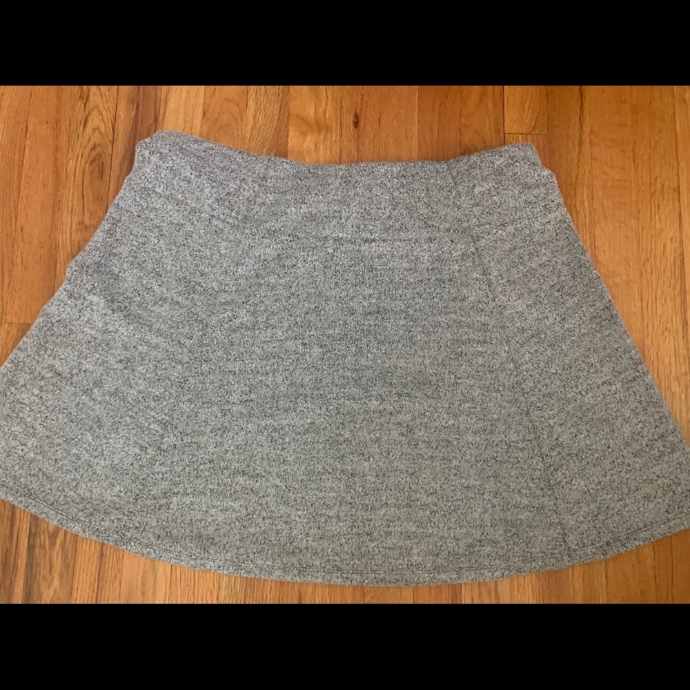Loft size plus 18 skirt